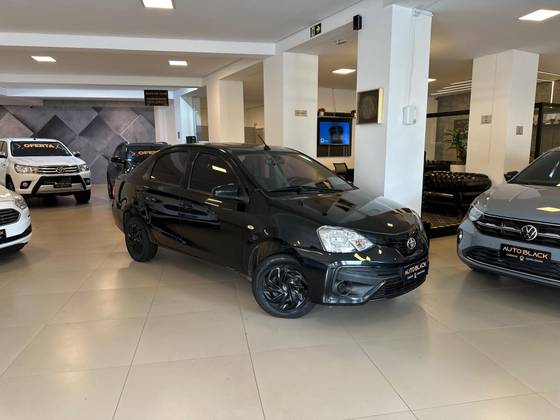 TOYOTA ETIOS 1.5 XS SEDAN 16V FLEX 4P AUTOMÁTICO